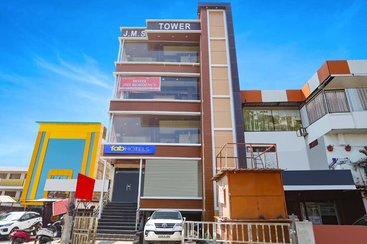 Fabhotel Jms Residency Ντεχραντούν Εξωτερικό φωτογραφία
