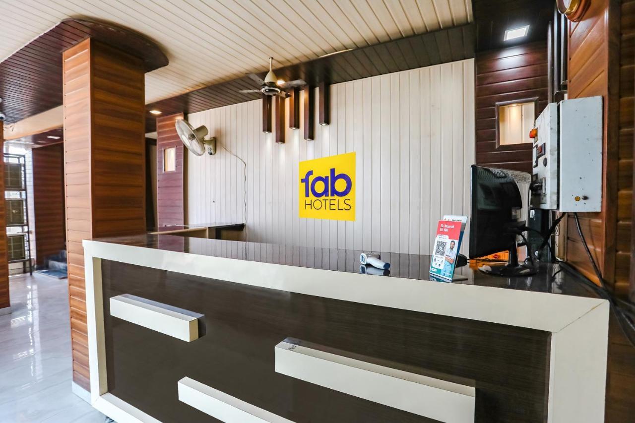 Fabhotel Jms Residency Ντεχραντούν Εξωτερικό φωτογραφία