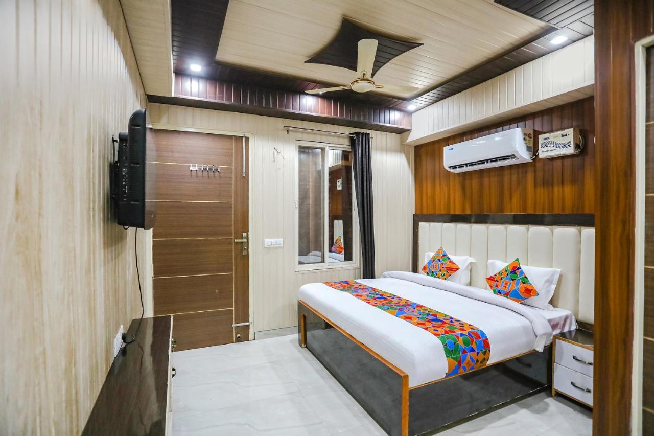 Fabhotel Jms Residency Ντεχραντούν Εξωτερικό φωτογραφία