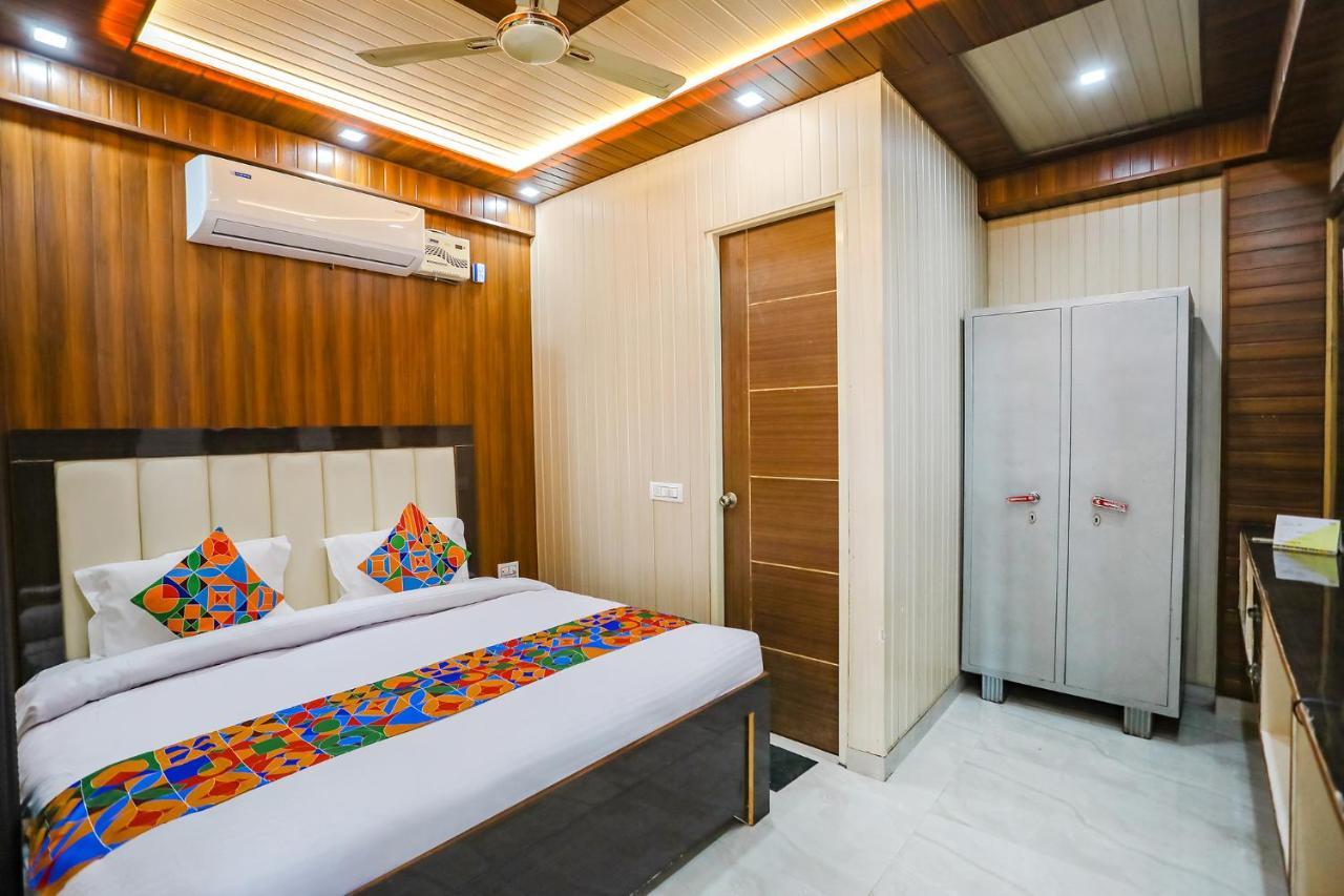 Fabhotel Jms Residency Ντεχραντούν Εξωτερικό φωτογραφία